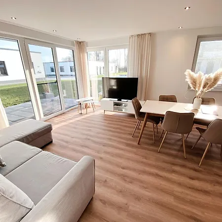 Seeliebe Apartments Schwerin - Pkw, Teilweise Mit Privater Sauna, Wlan, Xxl-Balkon O Terrasse, Seeblick Exterior photo