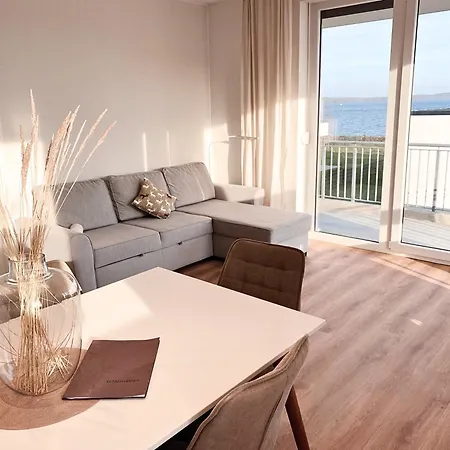 Seeliebe Apartments Schwerin - Pkw, Teilweise Mit Privater Sauna, Wlan, Xxl-Balkon O Terrasse, Seeblick Exterior photo
