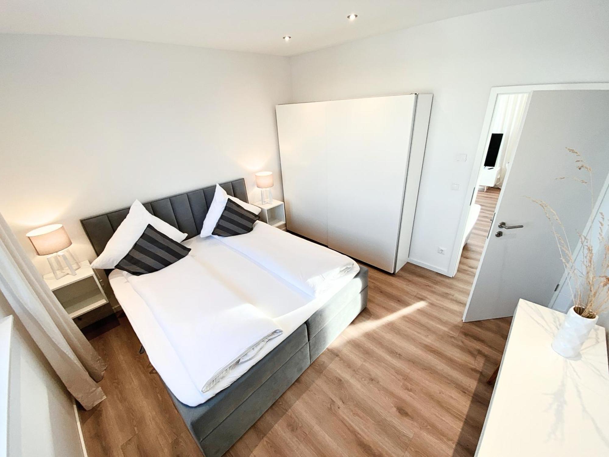 Seeliebe Schwerin - Pkw, Teilweise Mit Privater Sauna, Wlan, Xxl-balkon O Terrasse, Seeblick