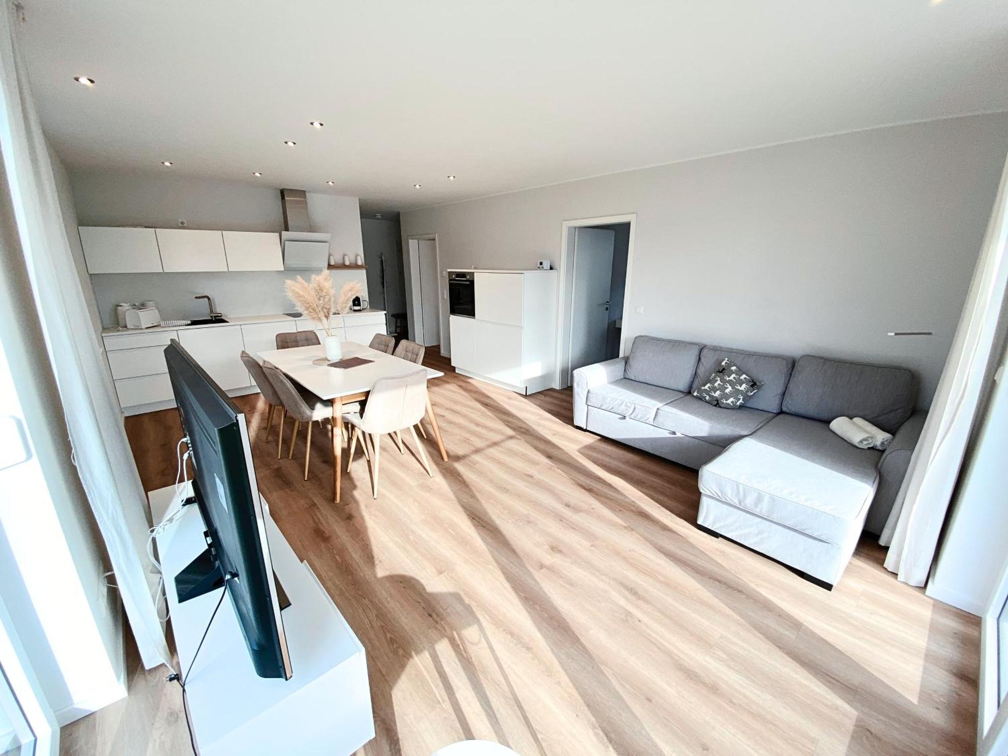 Seeliebe Schwerin - Pkw, Teilweise Mit Privater Sauna, Wlan, Xxl-balkon O Terrasse, Seeblick Schwerin (Mecklenburg-Vorpommern)