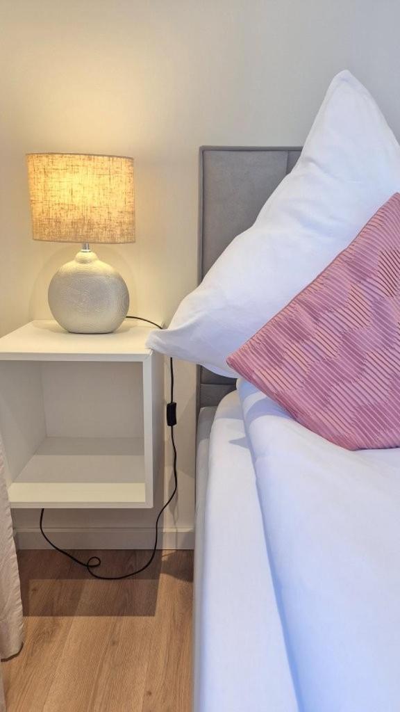Apartment Seeliebe Schwerin - Pkw, Teilweise Mit Privater Sauna, Wlan, Xxl-balkon O Terrasse, Seeblick Schwerin (Mecklenburg-Vorpommern)